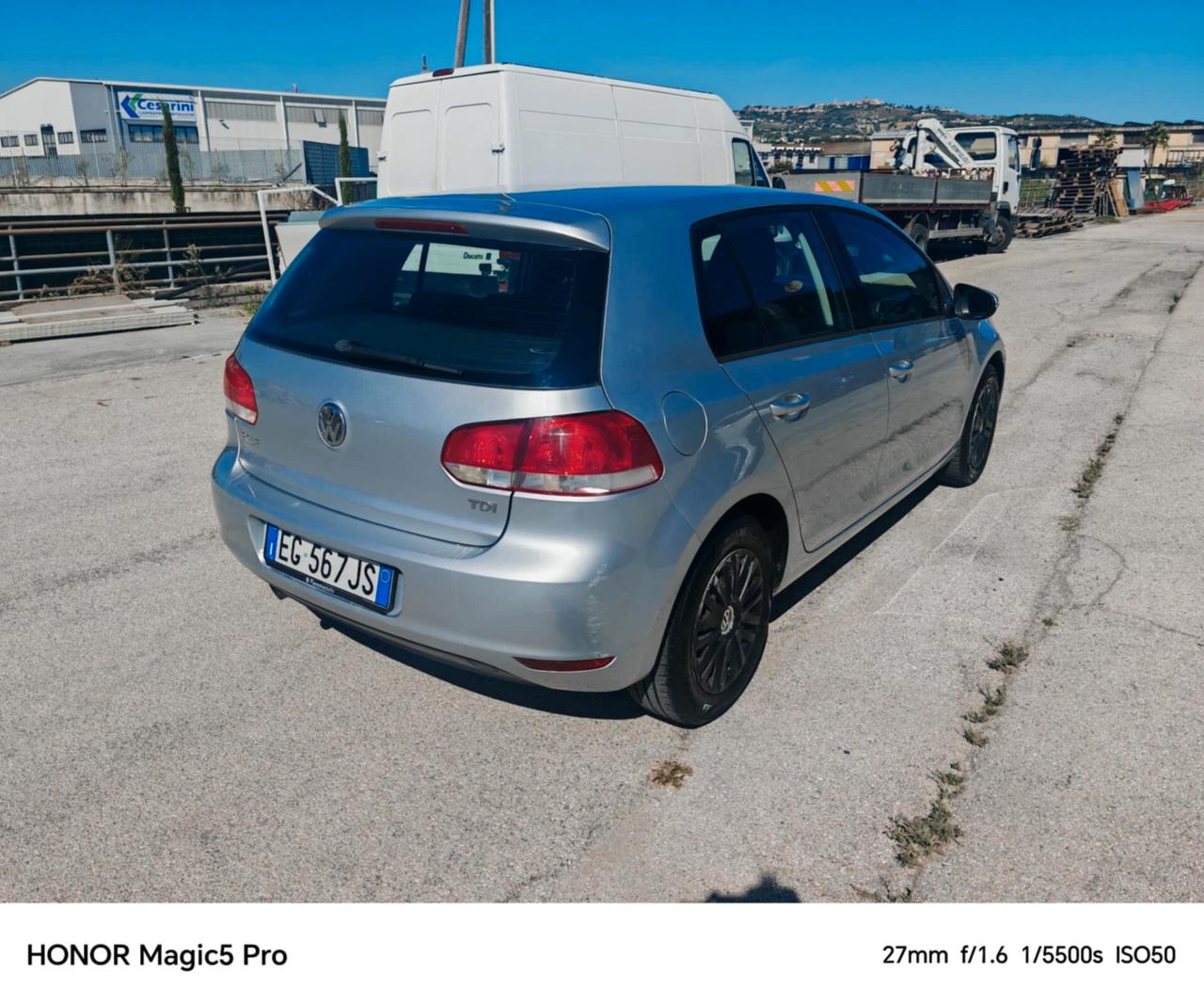 Volkswagen Golf 1.6 TDI DPF 5p.