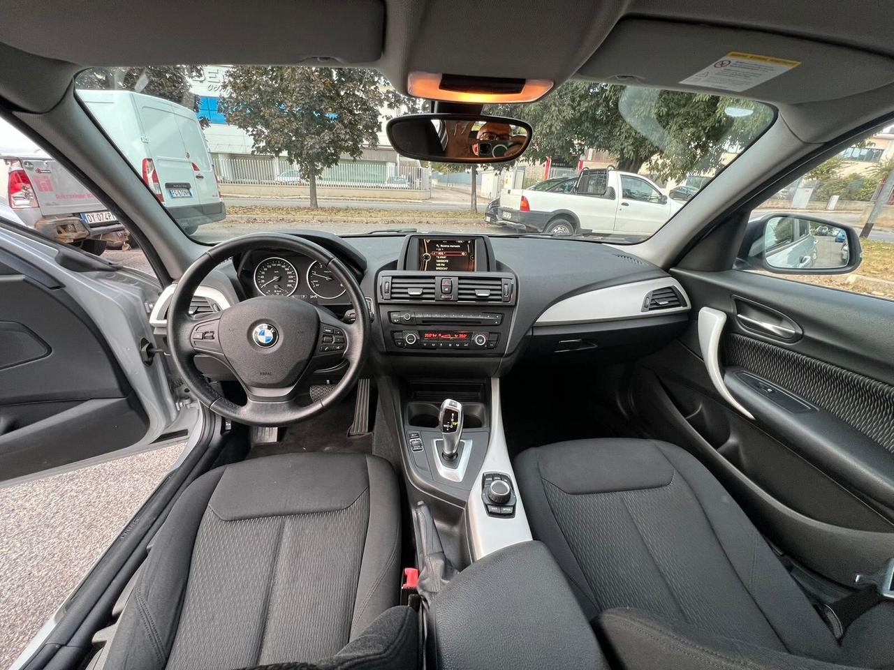 Bmw 135 120d 5p. Sport