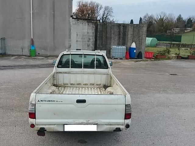 Mitsubishi L200 2.5 TDI 2WD Cab. Singola
