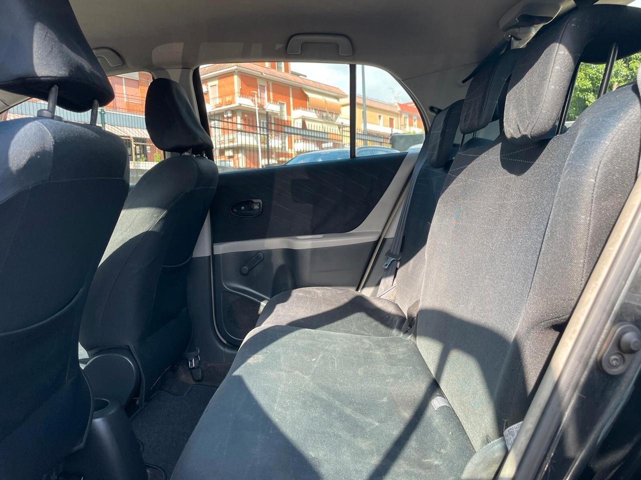 Toyota Yaris 1.3 5 porte