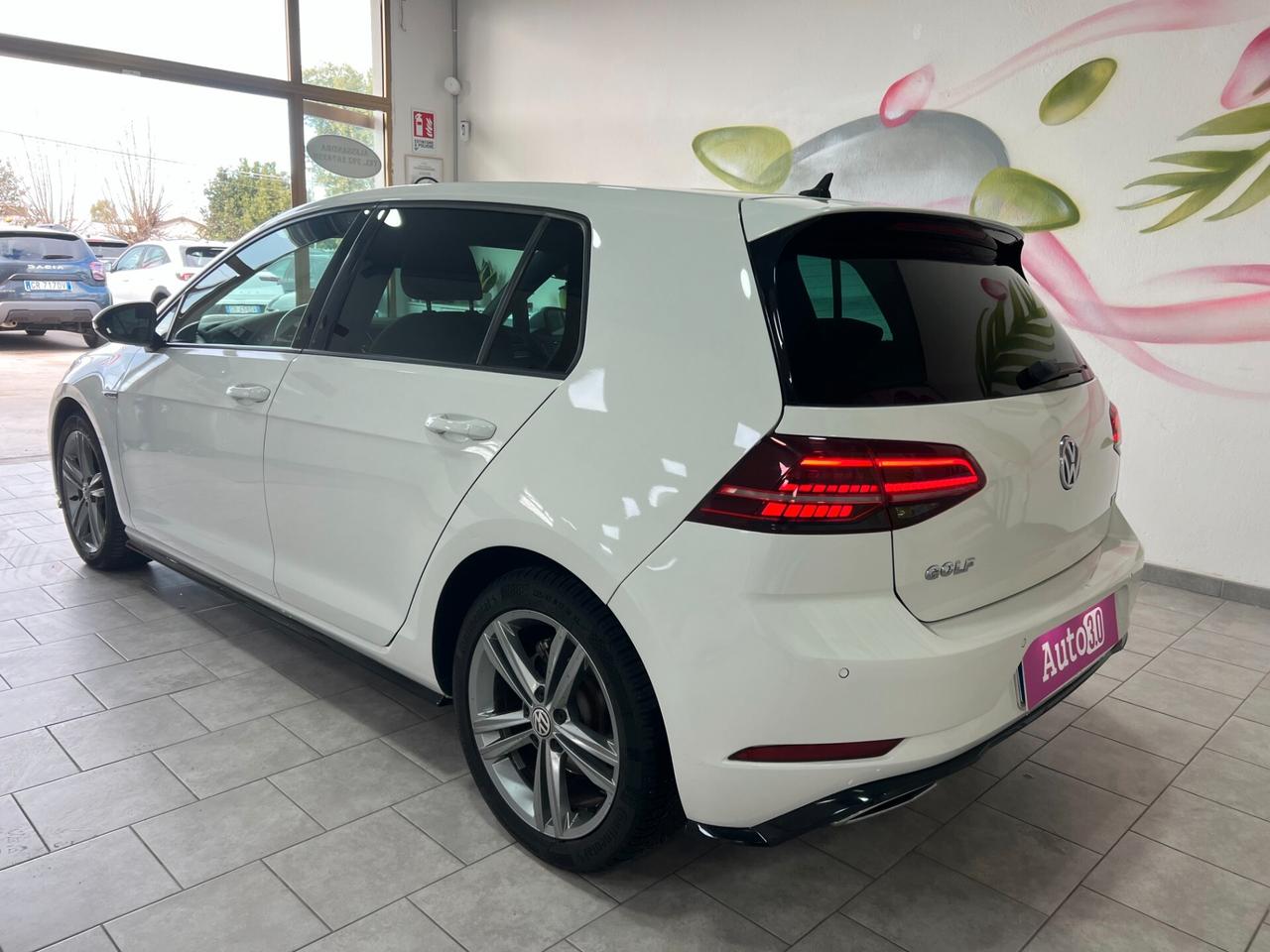 Volkswagen Golf 7.5 1.6 TDI 115CV 5p. R-LINE