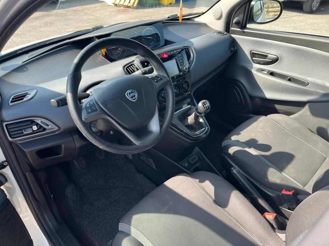 Lancia Ypsilon 1.2 Opening edition ecochic Gpl 69cv