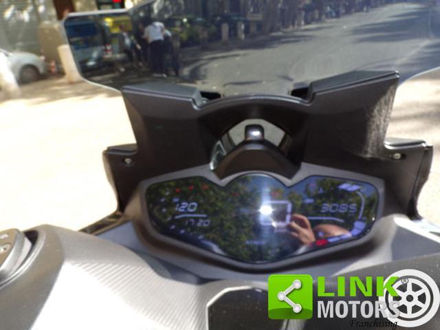 KYMCO Xciting 400i s 400 VS- ABS con TCS
