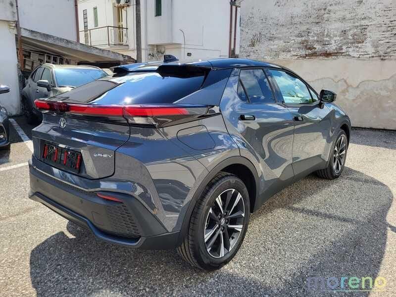 Toyota C-HR 2.0 phev Trend fwd e-cvt