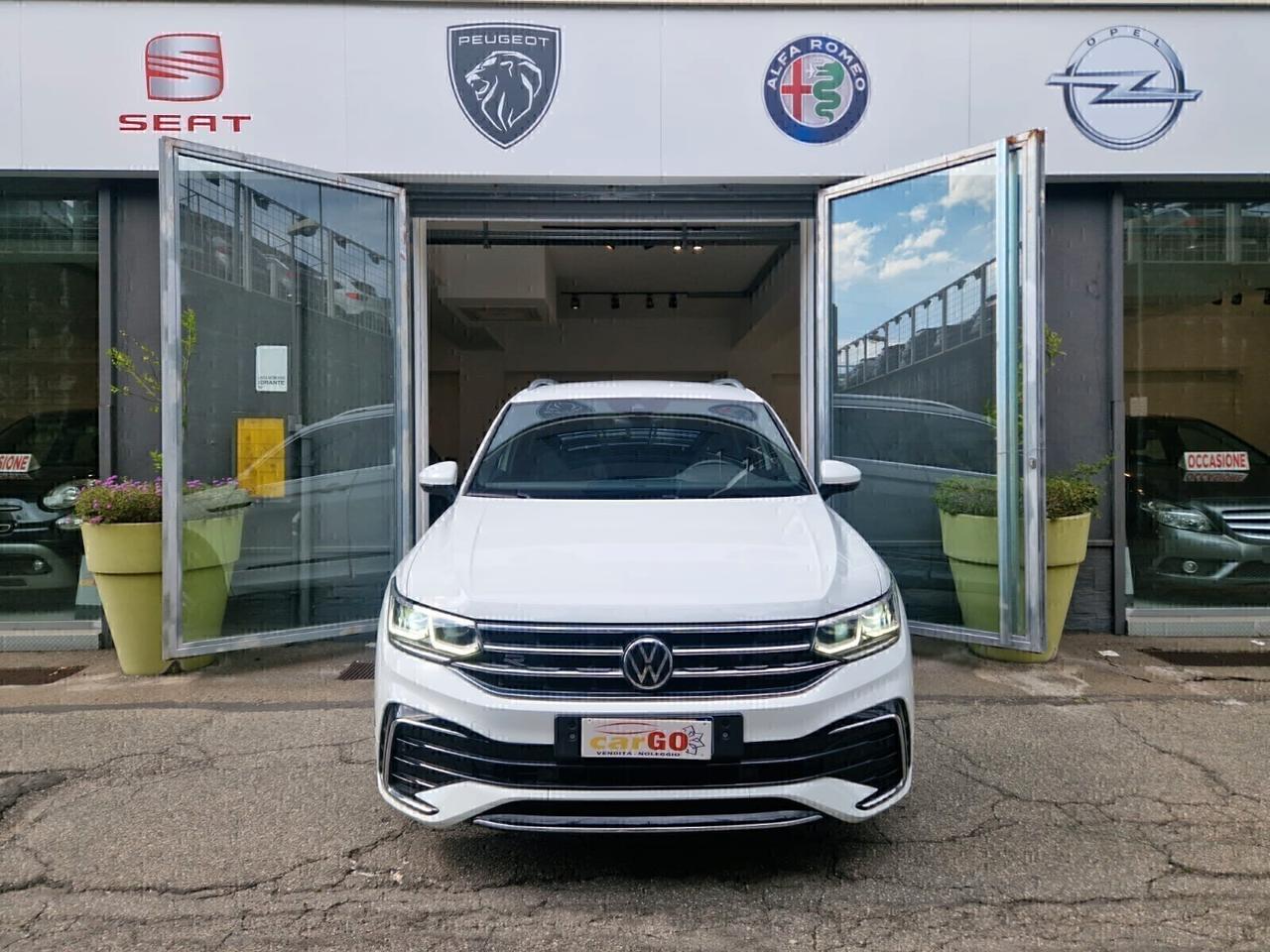 Volkswagen Tiguan 2.0 TDI 150 CV SCR DSG R-Line