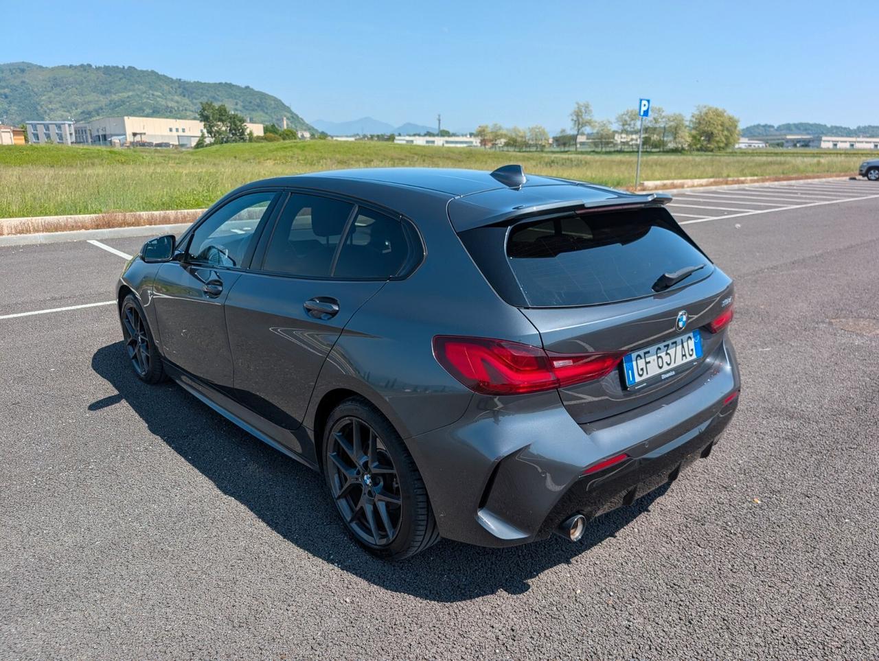 Bmw 116 116d 5p. Msport