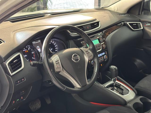 NISSAN Qashqai 1.6 dCi 2WD*CAMBIO AUTO*