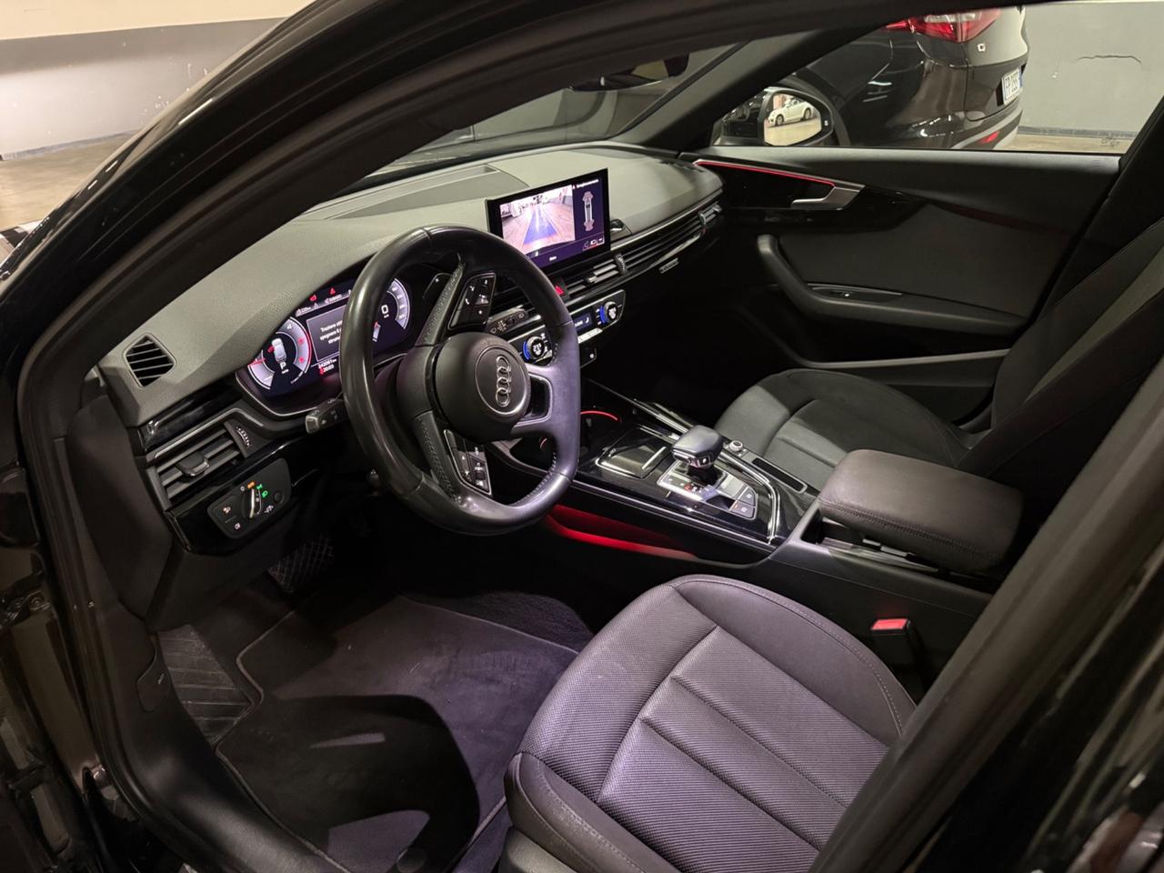 Audi A4 40 TDI quattro S tronic-