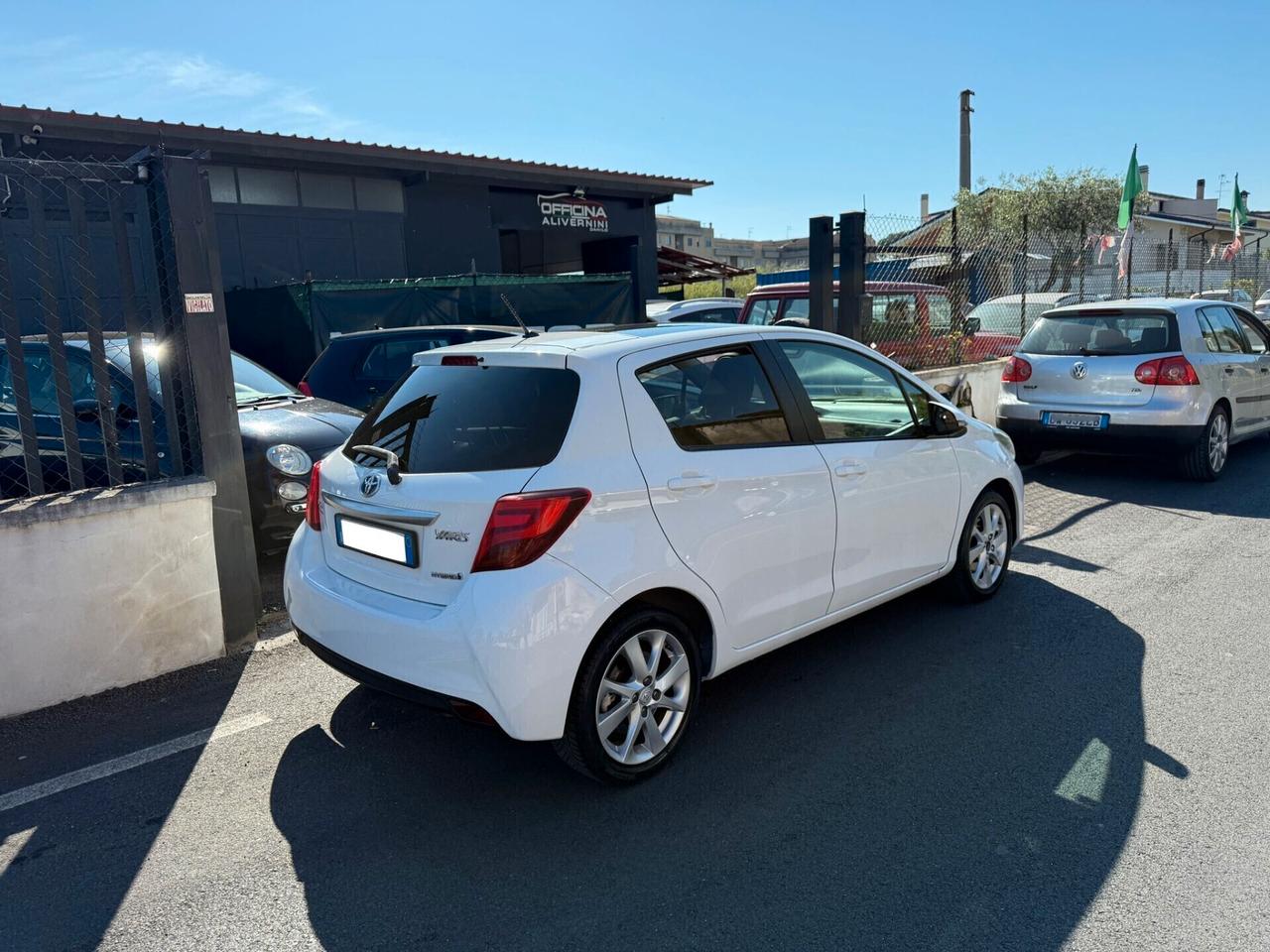 Toyota Yaris 1.5 Hybrid 5p - Full opt - Automatica - Tutto incluso