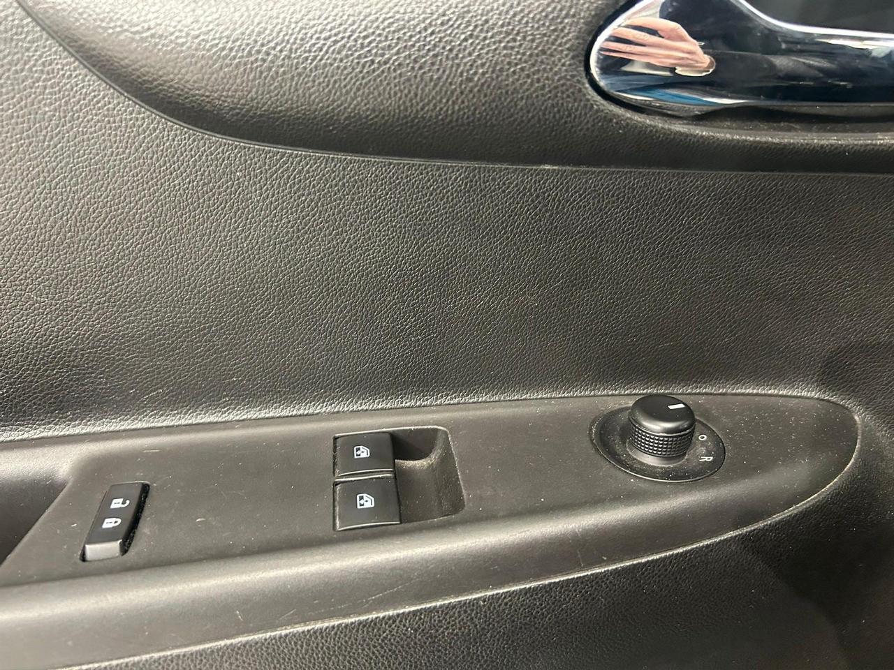 Opel Karl 1.0 Rocks 73cv my19