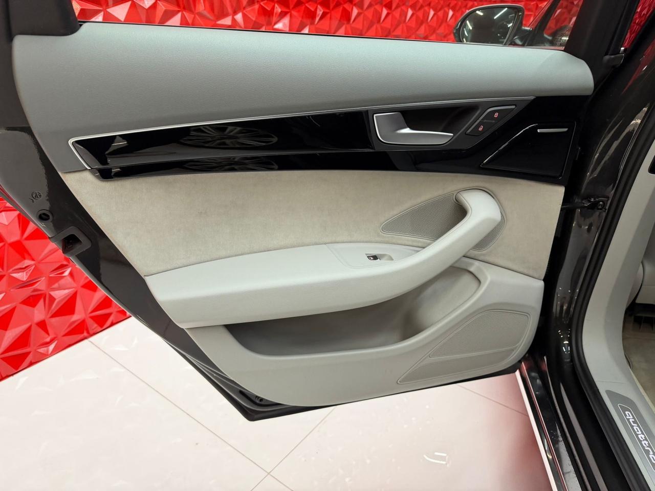 Audi A8 3.0 TDI 258 CV clean diesel quattro tiptronic S-Line