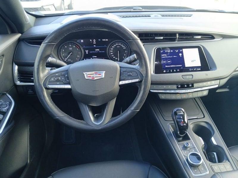 Cadillac XT4 350 T AWD Sport