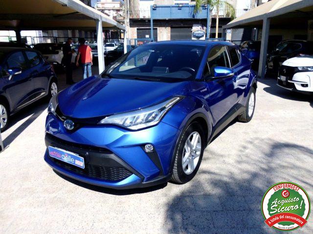 TOYOTA C-HR 1.8 Hybrid E-CVT Business