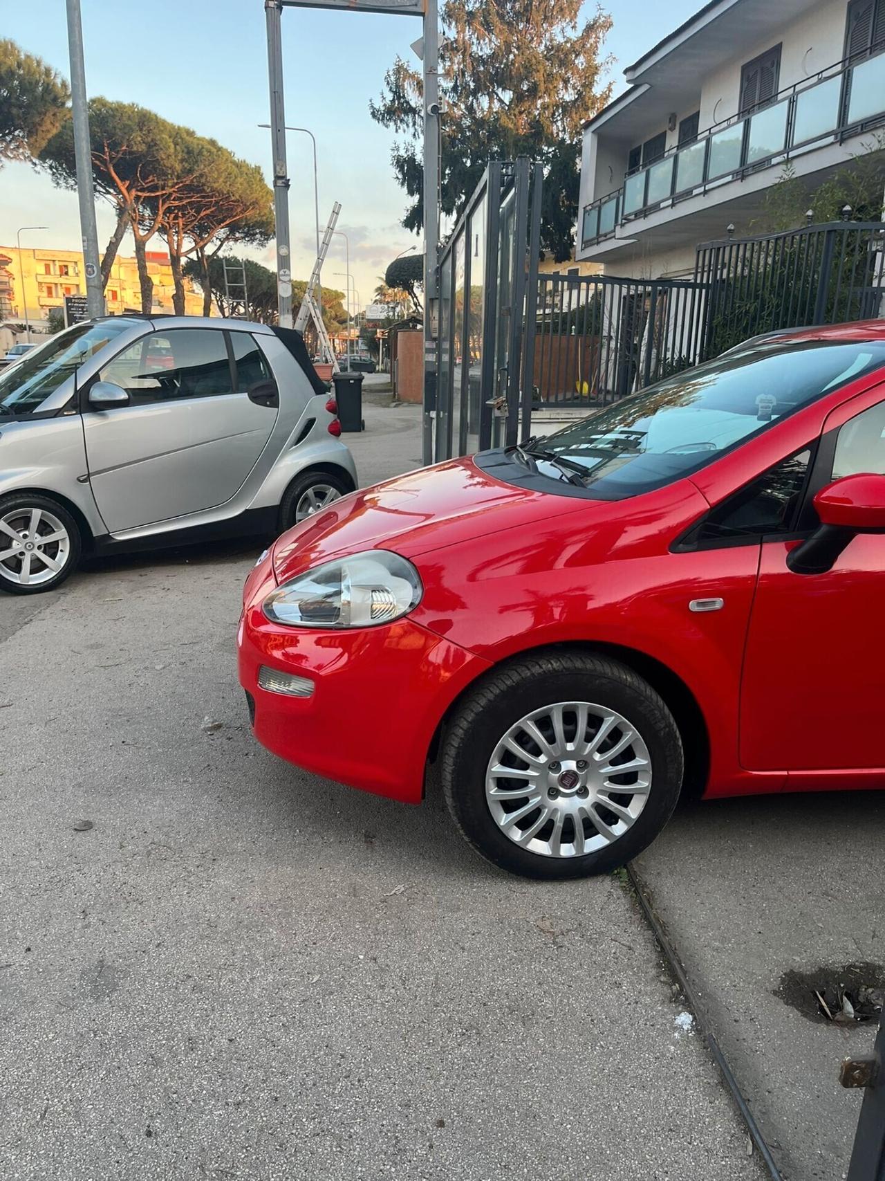 Fiat Punto 1.3 MJT II 75 CV 5 porte Street