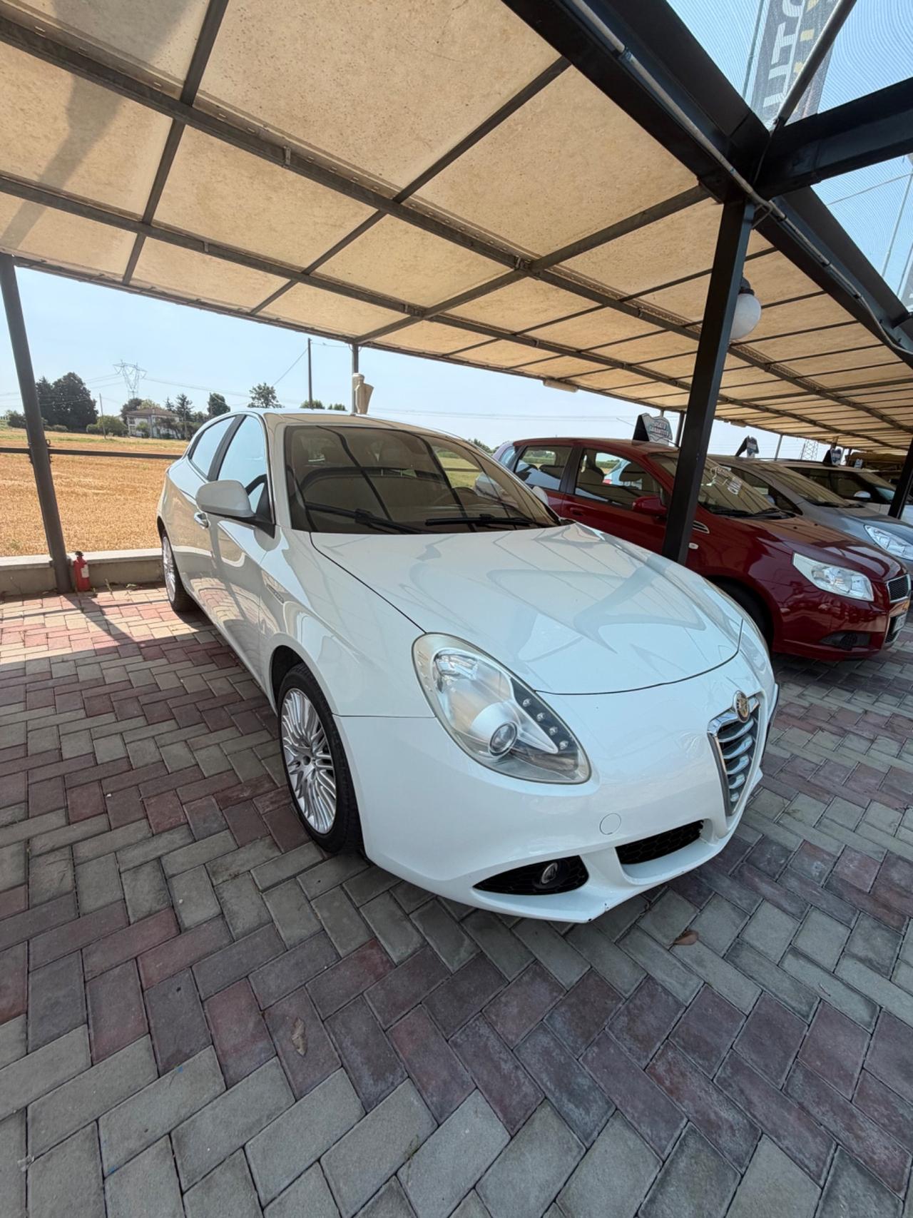 Alfa Romeo Giulietta 1.6 JTDm-2 105 CV Exclusive