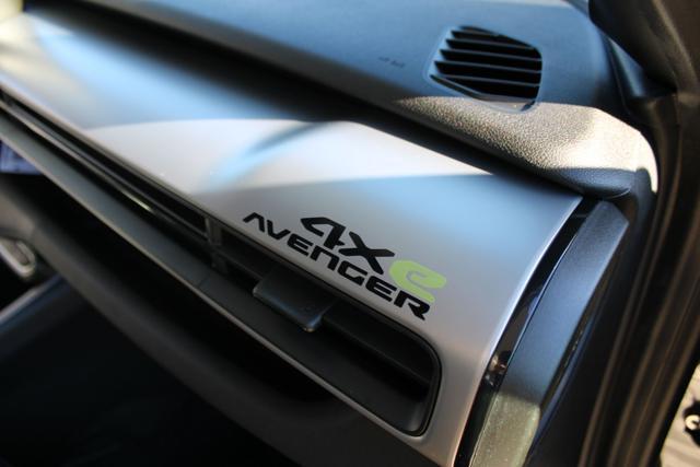 JEEP Avenger 1.2 Turbo 145cv MHEV 4xe Upland