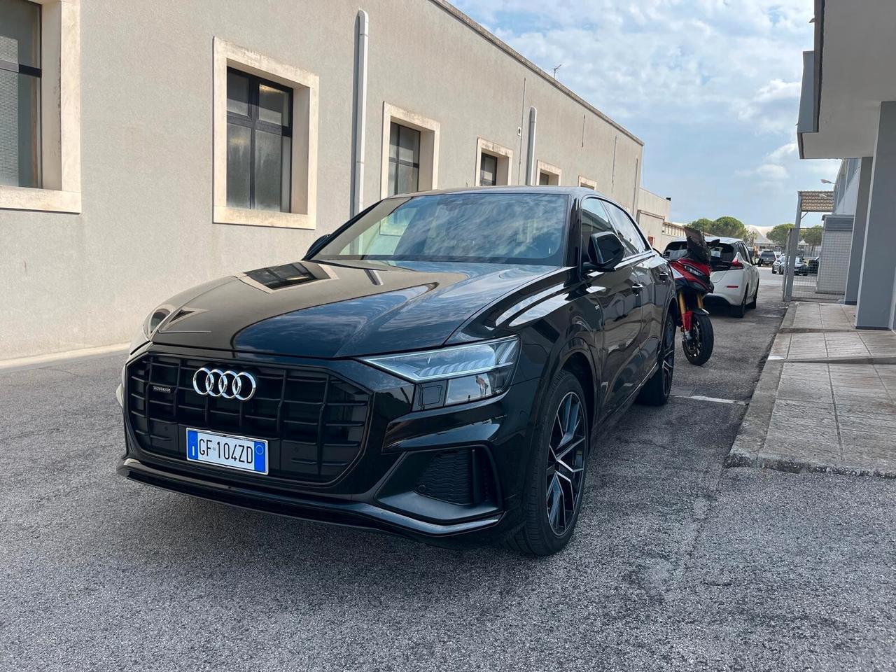 Audi Q8 50 TDI 286 CV quattro tiptronic Sportnero