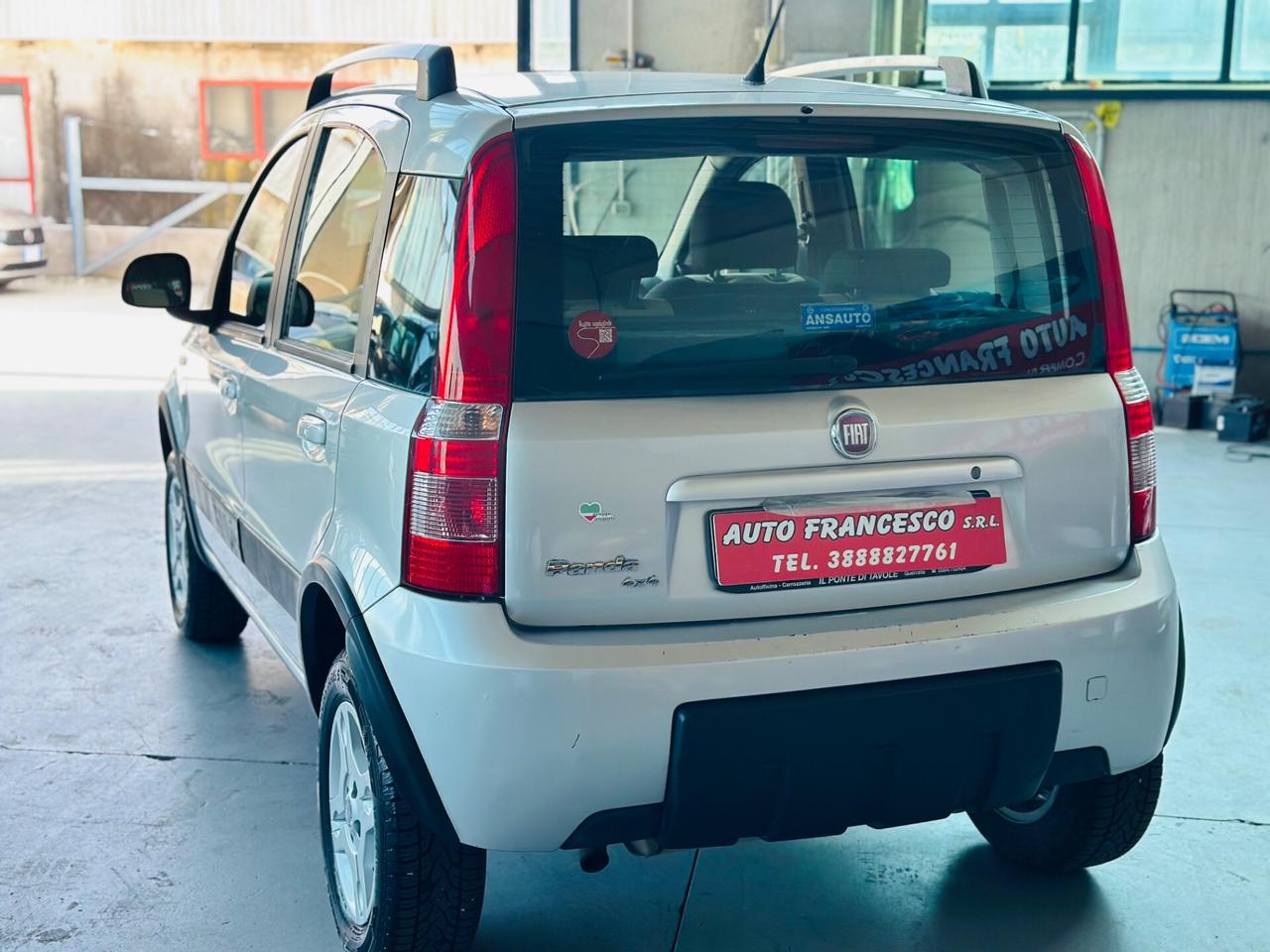 Fiat Panda 1.3 MJT 16V DPF 4x4 Climbing