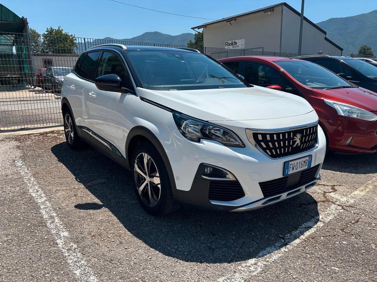 Peugeot 3008 ALLURE 1.2 PureTech 130CV - 2019