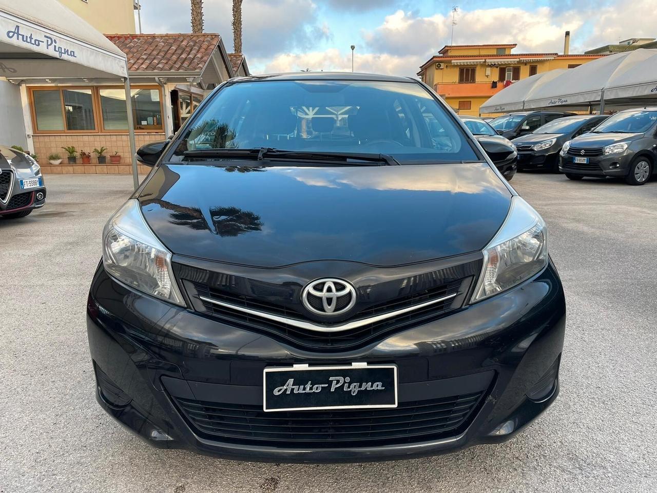 Toyota Yaris 1.4 D-4D 5 porte Lounge navi