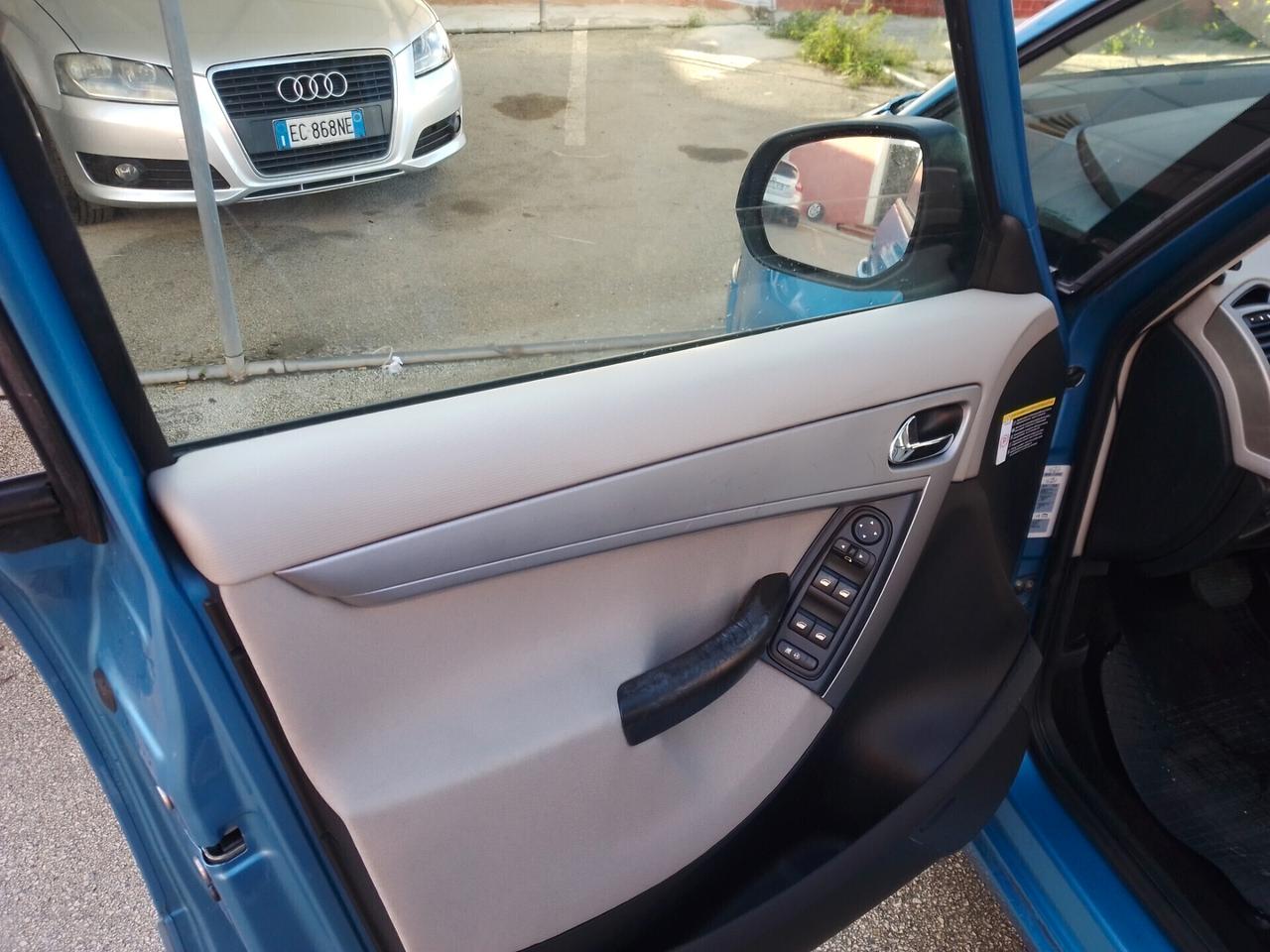 Citroen C4 Picasso 1.6 HDi 110 FAP Elegance