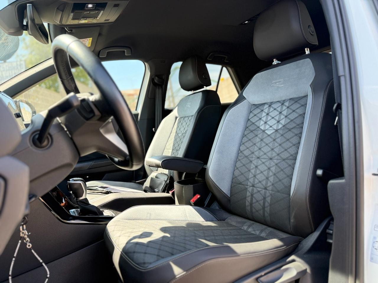 Volkswagen T-Roc 2.0 TDI SCR 150 CV DSG R-Line