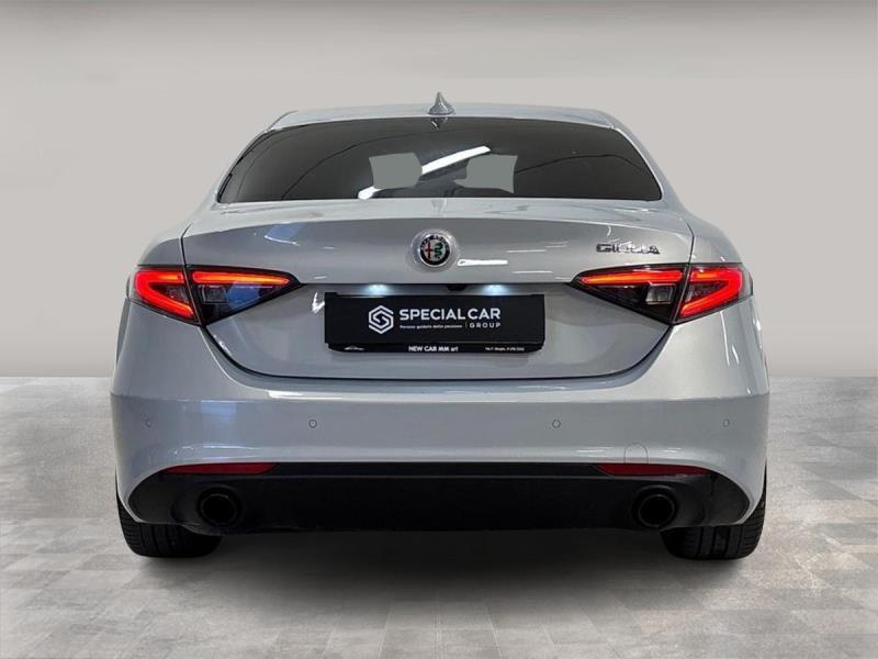 Alfa Romeo Giulia 2.2 Turbo Competizione AT8