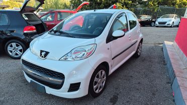 Peugeot 107 1.0 68CV 5p. Sweet Years 2Tronic