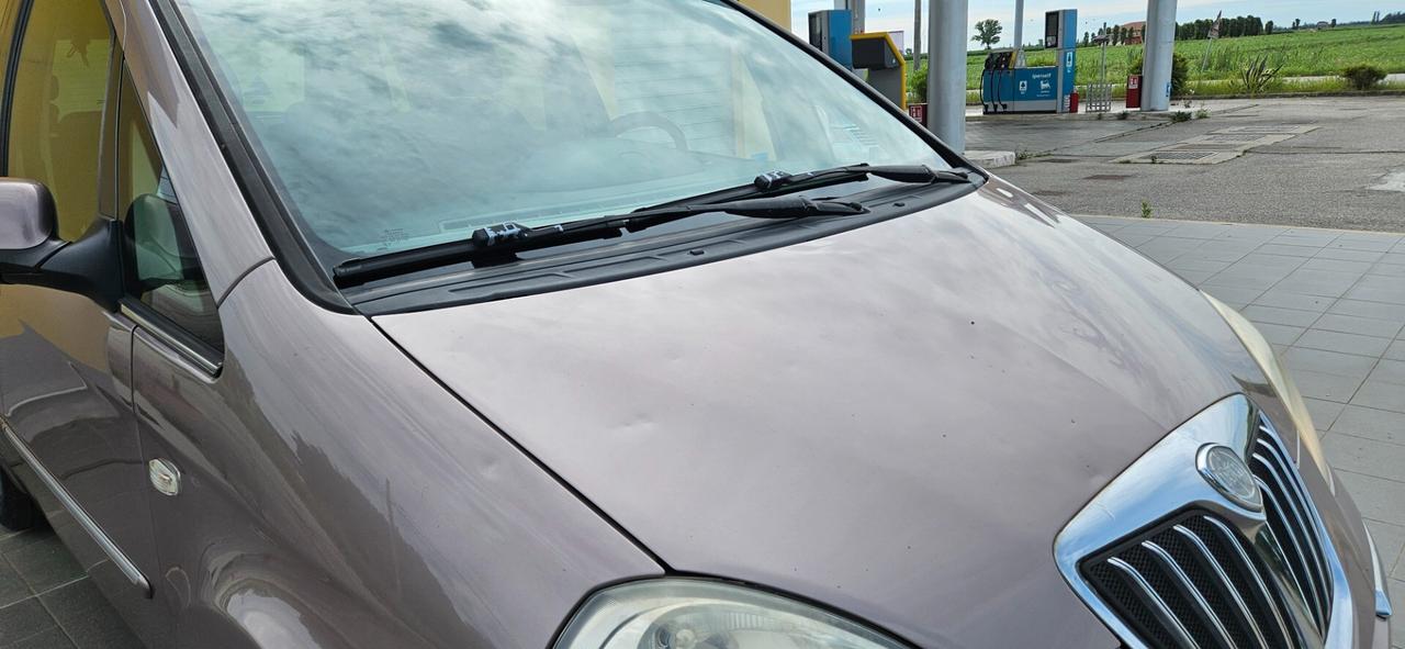 Lancia MUSA 1.4 Argento Ecochic GPL
