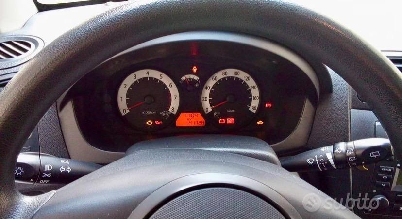 Kia Picanto 1.1 cc 64cv