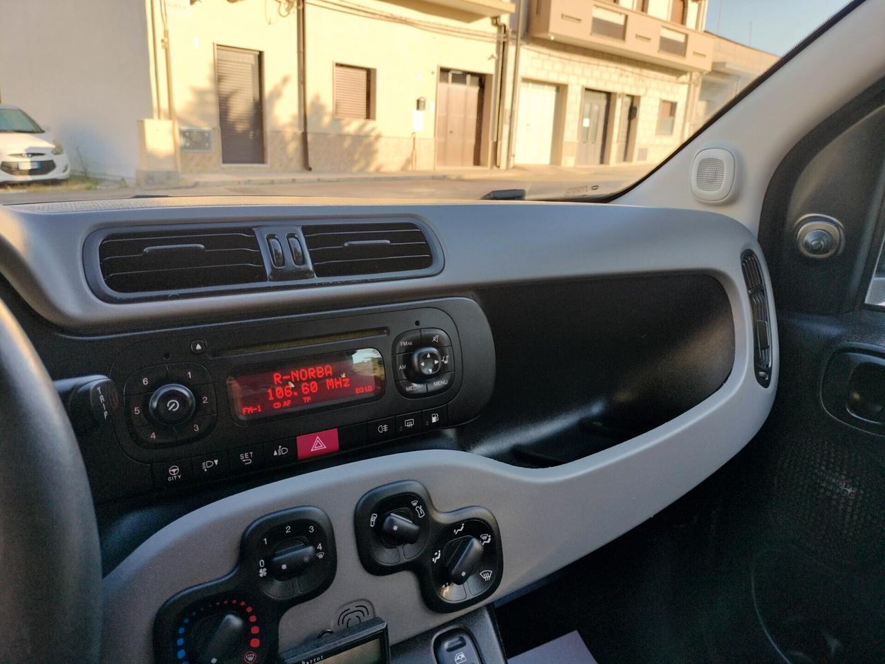 Fiat Panda 0.9 TwinAir Turbo Natural Power Lounge