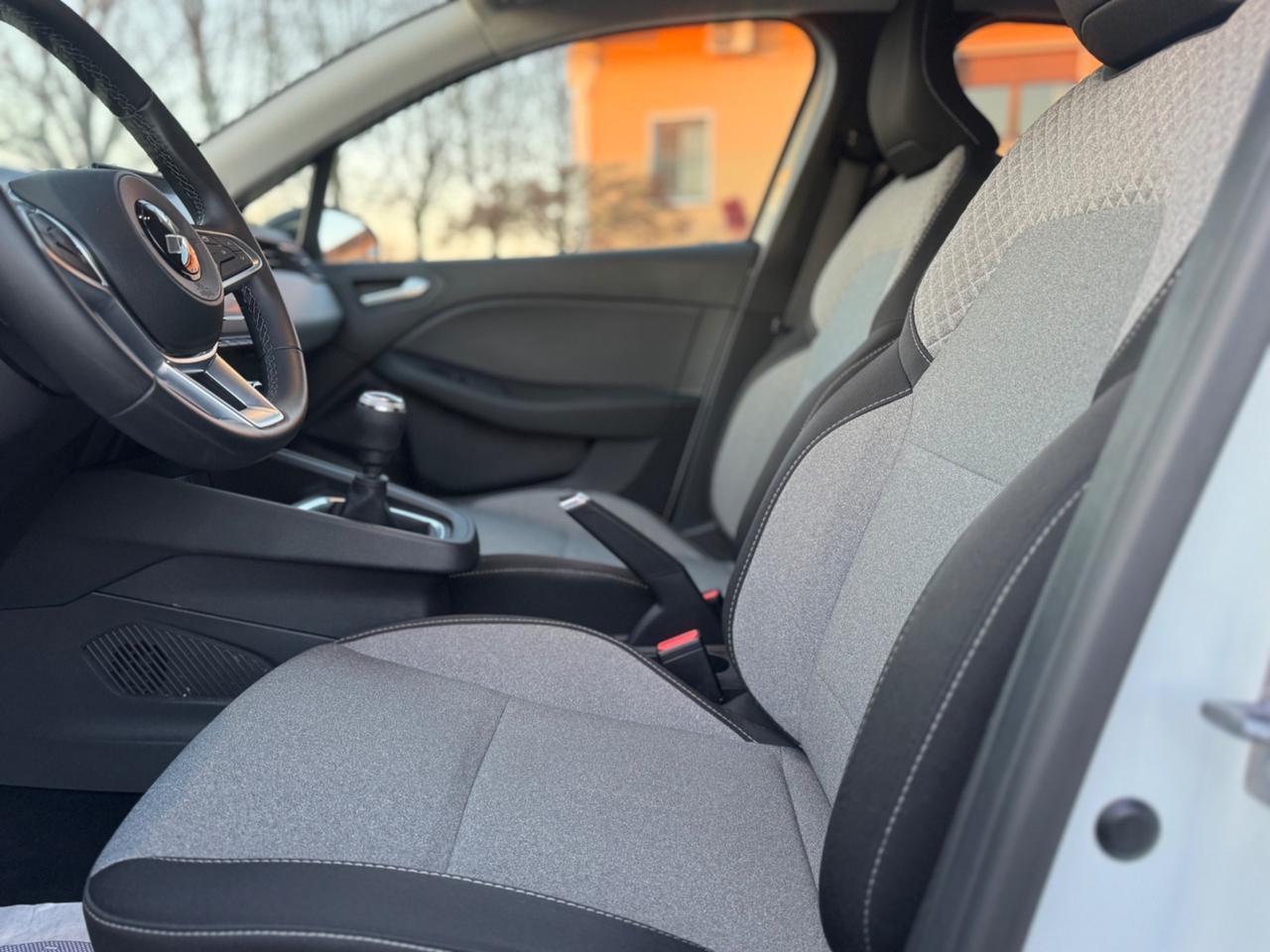 Mitsubishi Colt 1.0L turbo 90 CV Invite