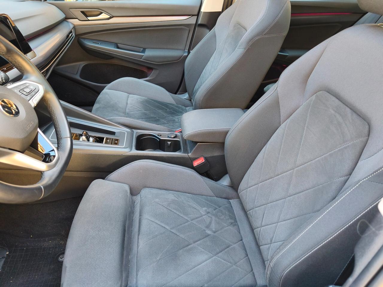 Volkswagen Golf 1.5 eTSI 150 CV EVO ACT DSG 1st Edition Style