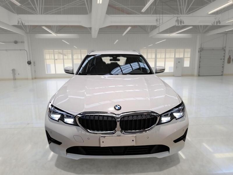 BMW 320 xDrive 48V Business Advantage Touring aut