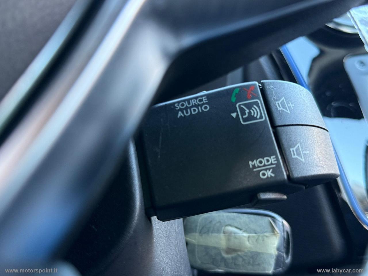 DACIA SanderoStepway1.0TCe100 ECO-G 15th Anniv