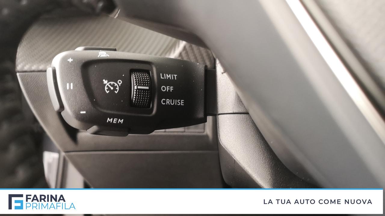 PEUGEOT 2008 1.2 hybrid Allure 136cv e-dcs6