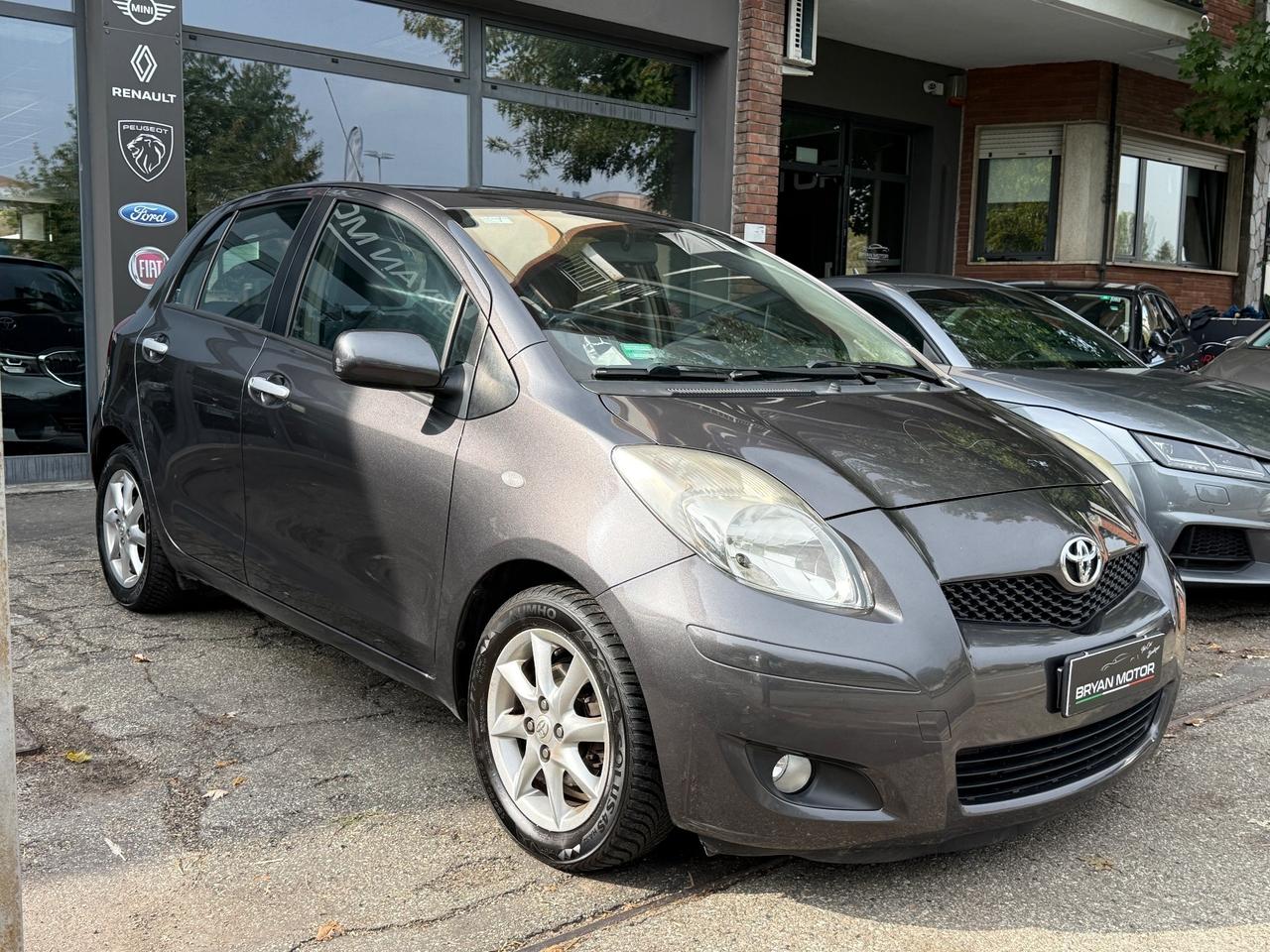 Toyota Yaris 1.3 5 porte M-MT Sol