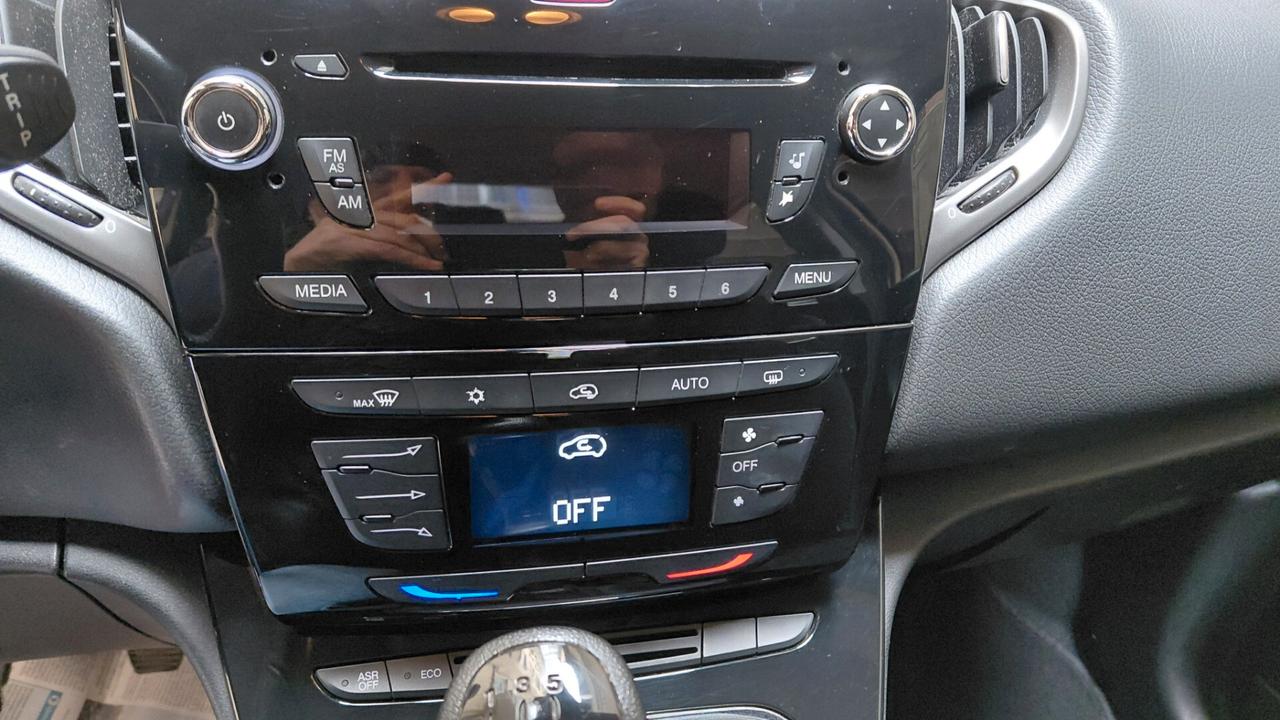 Lancia Ypsilon 0.9 TwinAir 85 CV 5 porte S&S Platinum