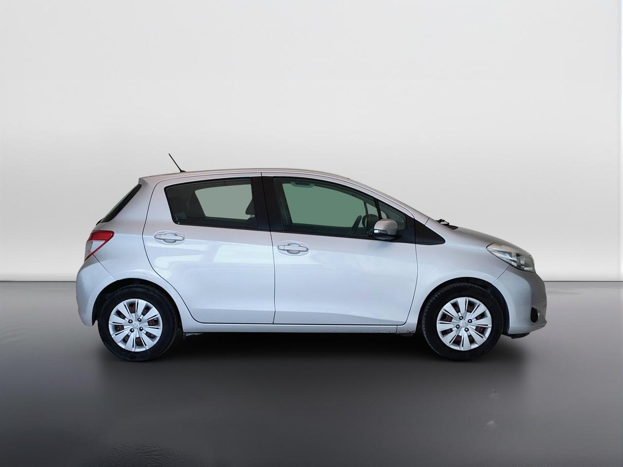 TOYOTA Yaris III 2011 - Yaris 5p 1.0