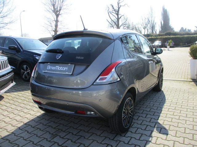LANCIA Ypsilon 1.0 Hybrid Gold - CarPlay/Sensori