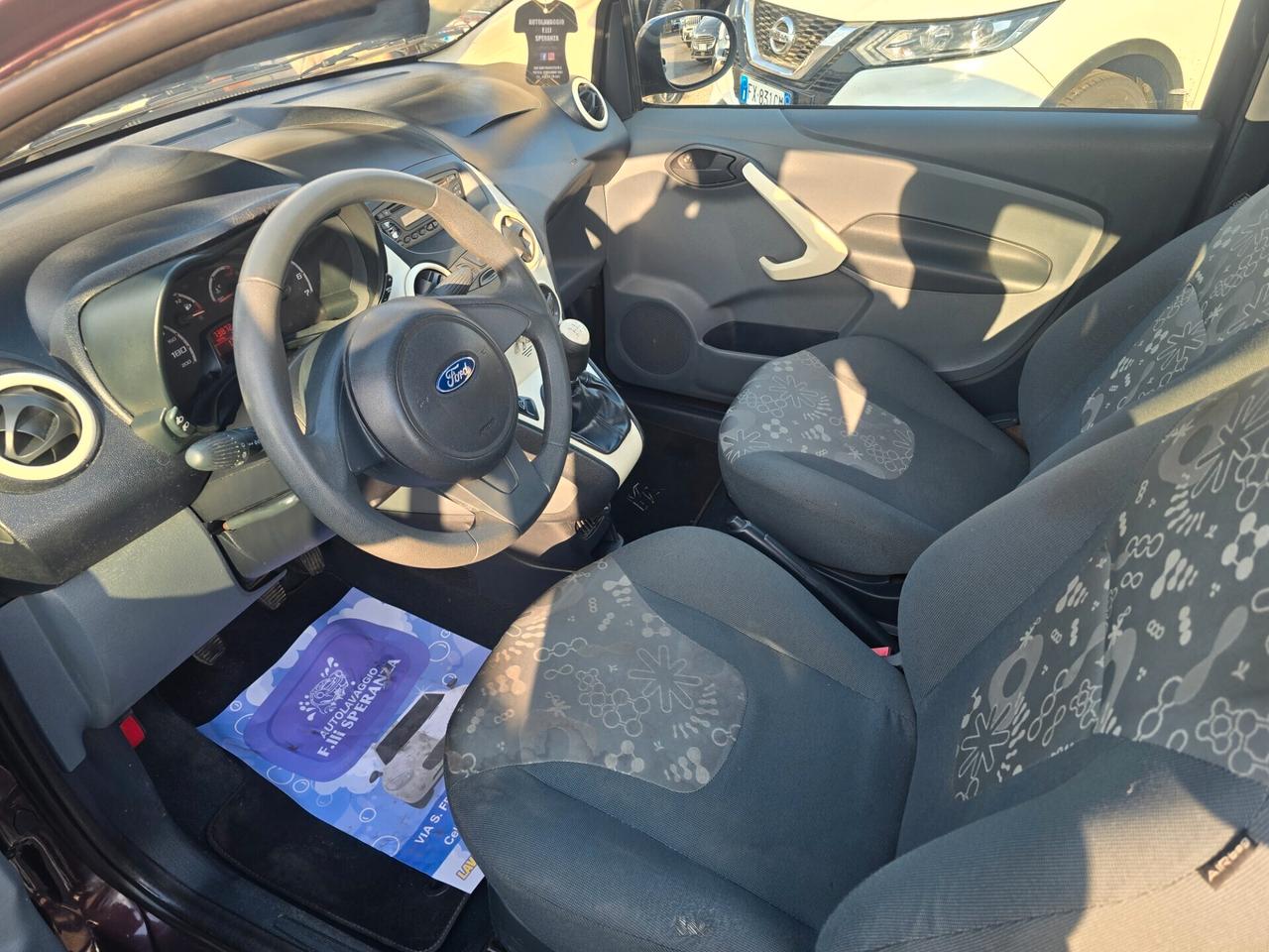 Ford Ka 1.2 8V 69CV Titanium