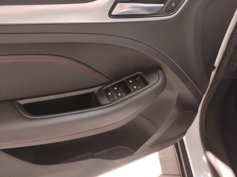 MG ZS (2021-2025) - ZS 1.0T-GDI aut. Luxury