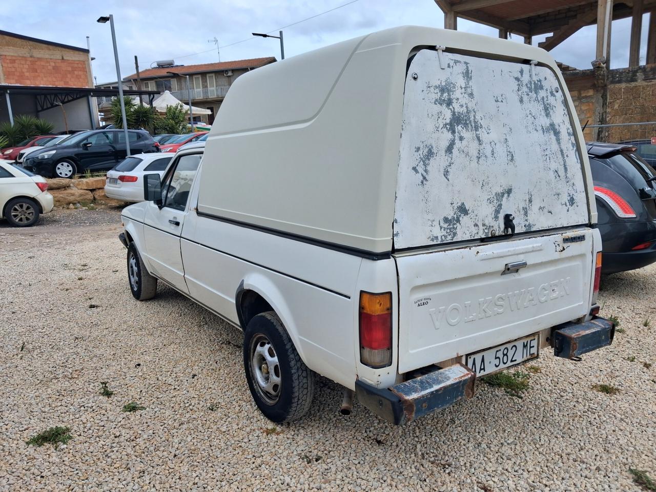 Volkswagen Golf 1600 diesel caddy pick up