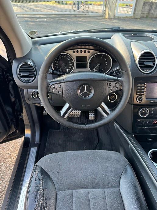 Mercedes-Benz ML 320 4 MATIC 7G-TRONIC