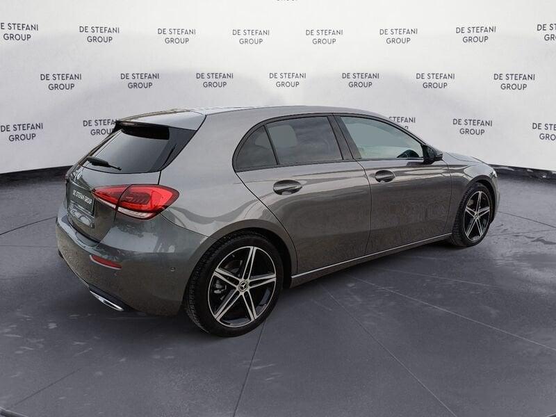 Mercedes-Benz Classe A A 180 d Automatic Sport Night Edition Plus