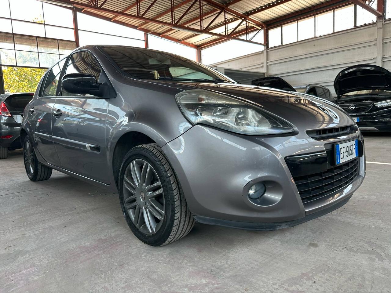 Renault Clio 1.2 16V 5 porte 20th Anniversario