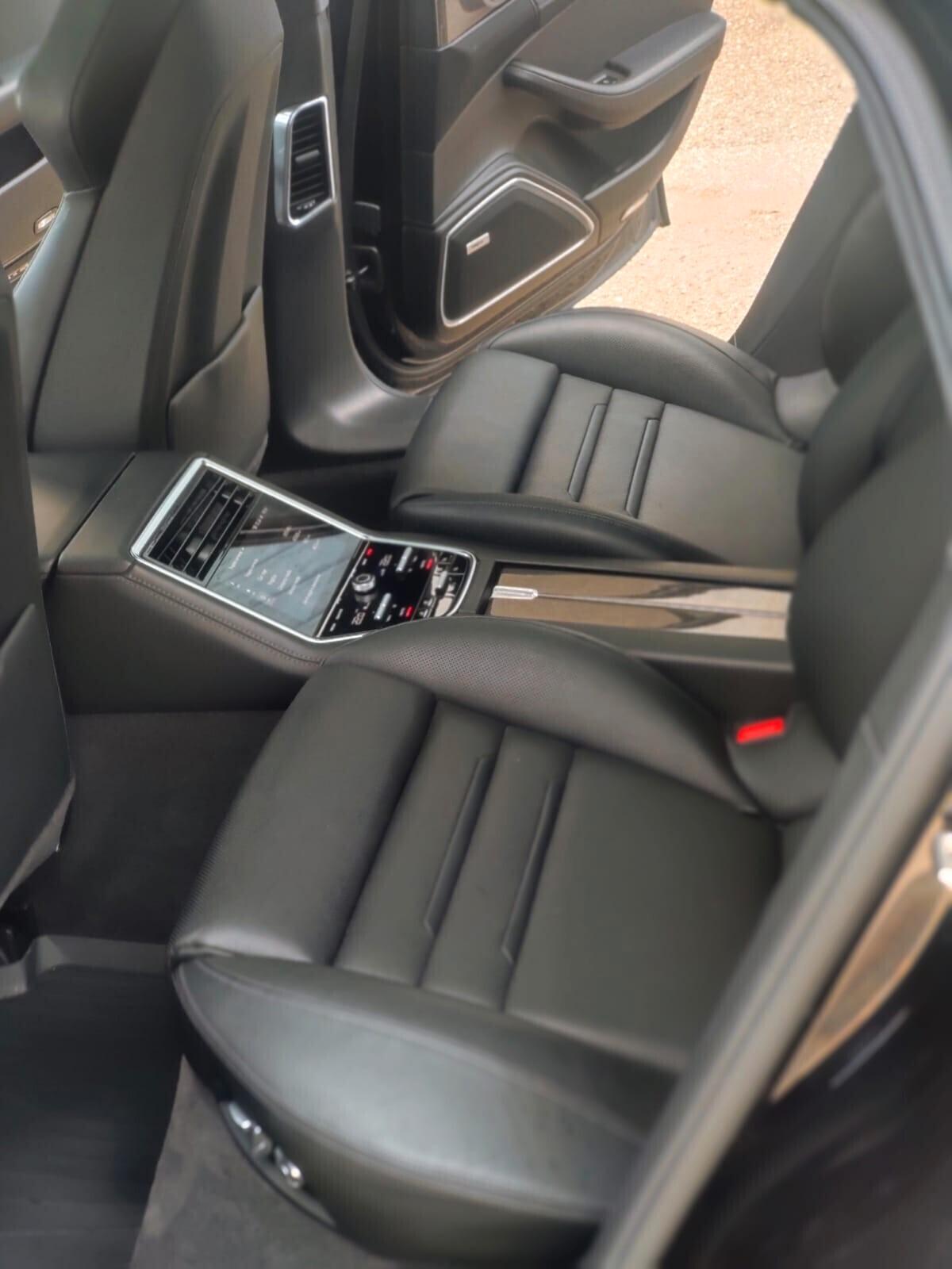 Porsche Panamera 4.0 Turbo S E-Hybrid