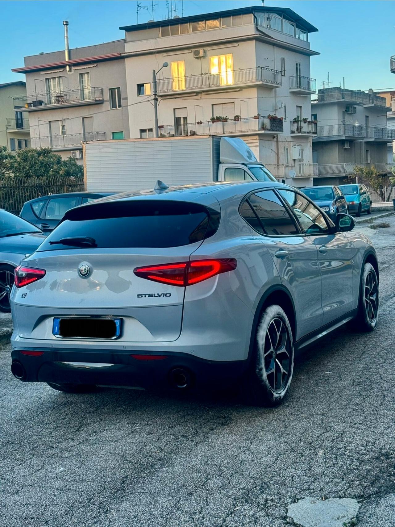 Alfa Romeo Stelvio 2.2 Turbodiesel 190 CV AT8 Q4 Sprint