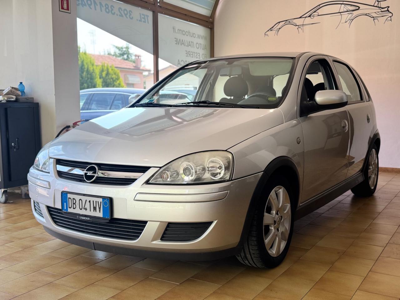 Opel Corsa 1.2i 16V cat 5 porte Silverline