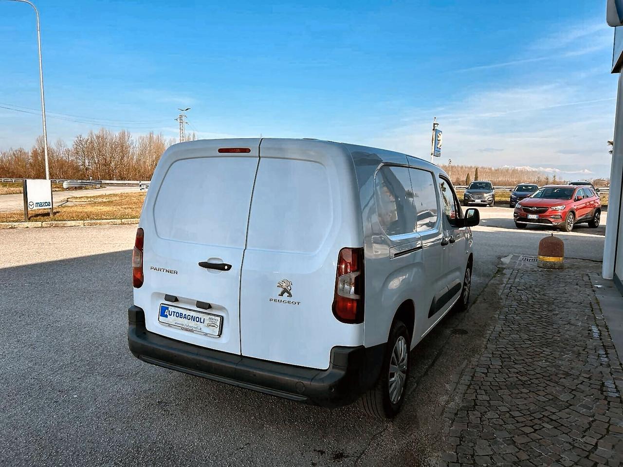 Peugeot Partner PREMIUM BlueHDi 100 PL mt SPOTICAR